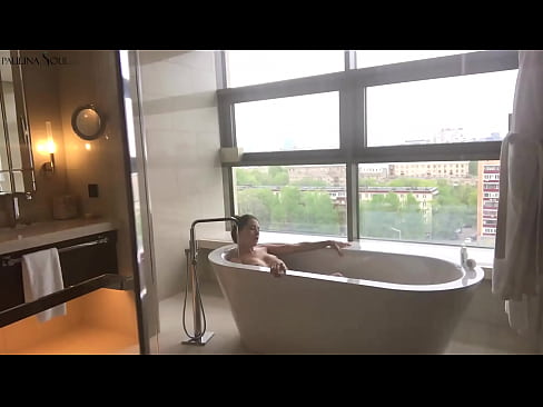 ❤️ Valtava babe runkkaa intohimoisesti pilluaan kylpyhuoneessa ☑ Super porno at fi.xxxifuck.ru